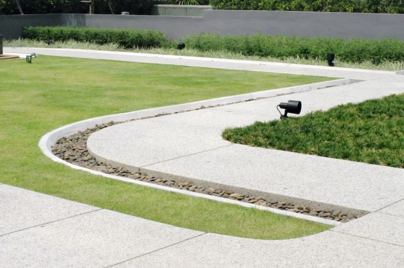 Backyard Curbing